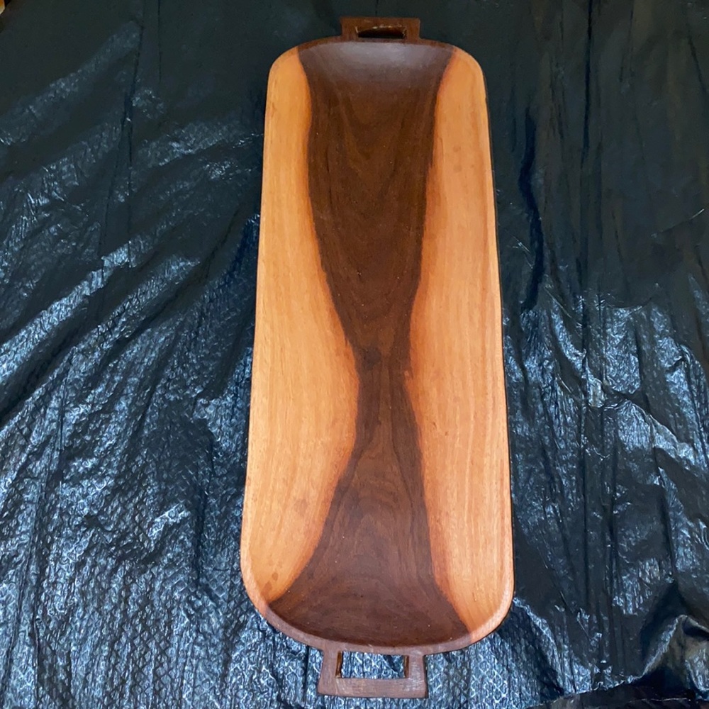 22” Bicolored Carved Wood Bread Bowl (ALX)
